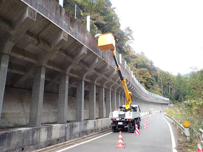 道路災害防除工事の内シェッド定期点検業務委託